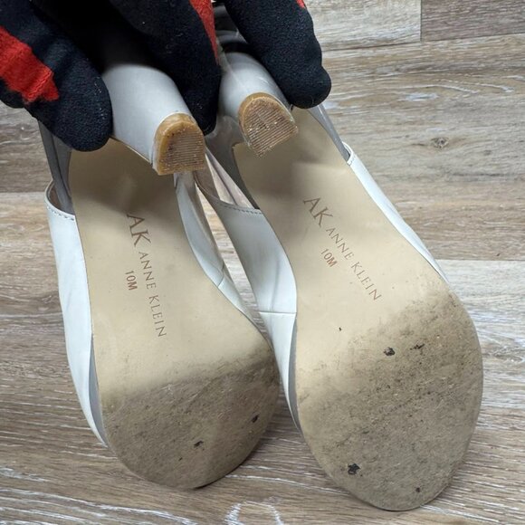 Anne Klein Eloise Beige Bow Top Patent Peep Toe Heels Women's Size 10 - Picture 4 of 8